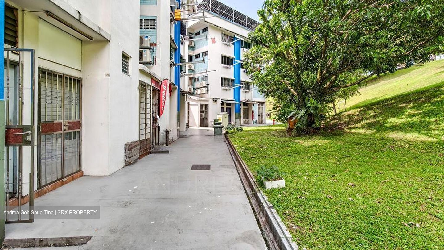 Jalan Bukit Merah (D3), Shop House #566759031